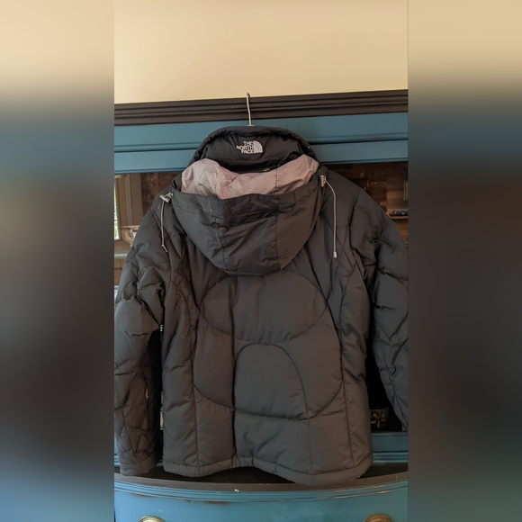 The North Face puffer - Picture 3 of 3